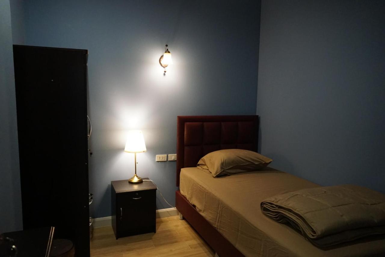 Mangkon Hostel Bangkok Kültér fotó
